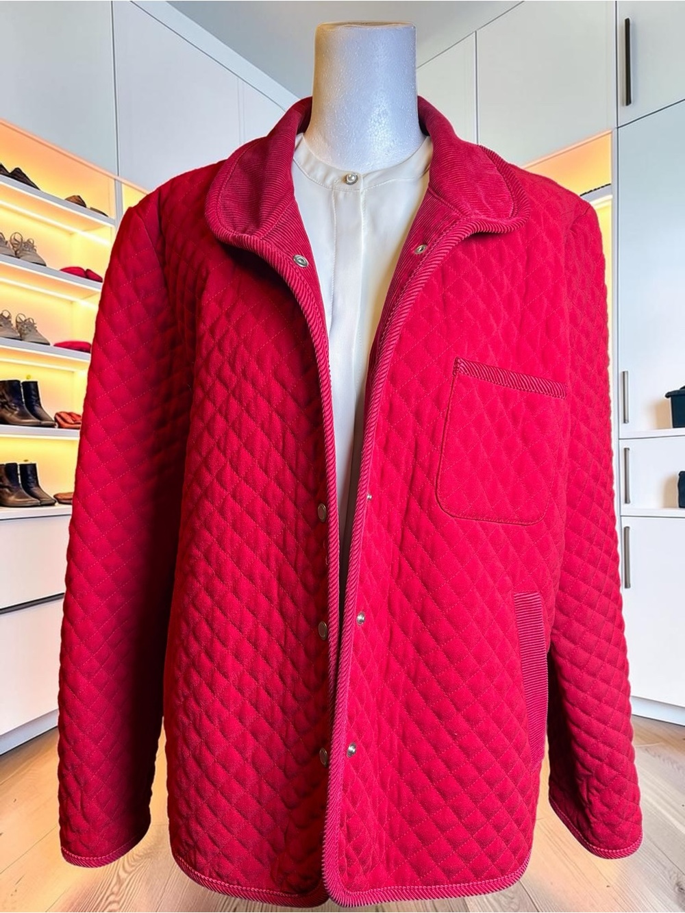 Talbots Petites Red Quilted
Jacket LP - Picture 13 of 15